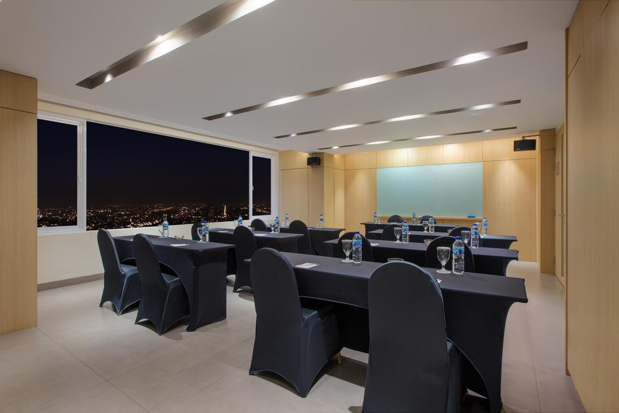 Hotel Aveta Malioboro